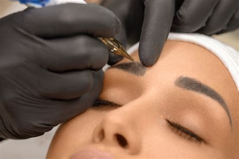 What Is Nanoblading An Eyebrow Tattooist Explains POPSUGAR Beauty UK