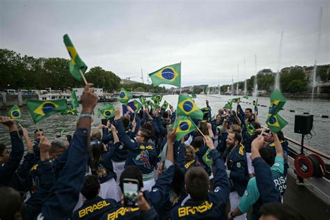 Prova masculina do triatlo é adiada por causa de qualidade da água do