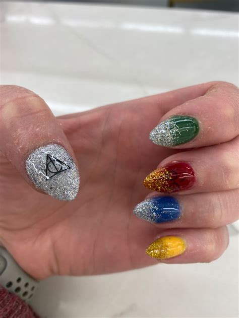 Harry Potter Nail Design Which House Are You In 2022 Harry Potter