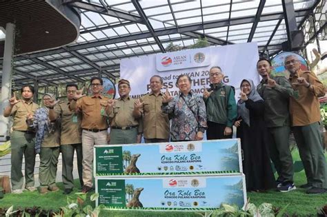 Taman Safari Bogor Smelting Dan KLHK Berangkatkan 6 Ekor Komodo Untuk