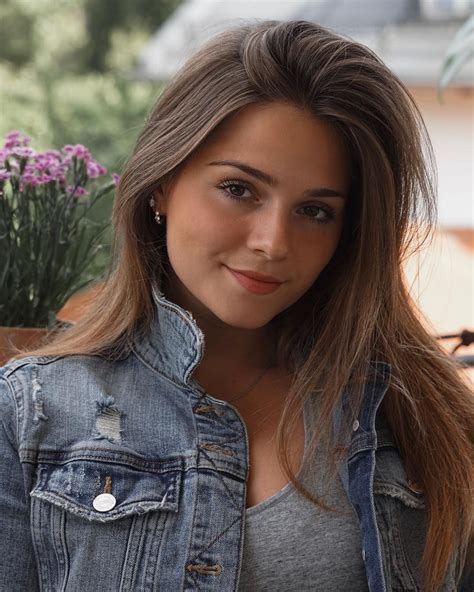 Jessy Hartel On Instagram 🙋🏽‍♀️” Beautiful Women Faces Beautiful