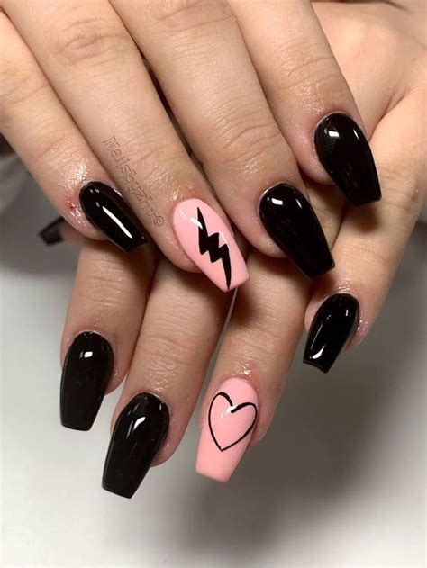 Simple And Edgy Black Nails Ideas That Youll Fall In Love With