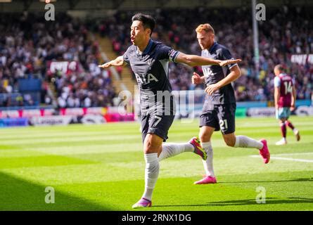 El Tottenham Hotspur Son Heung Min Oculto A La Izquierda Marca El