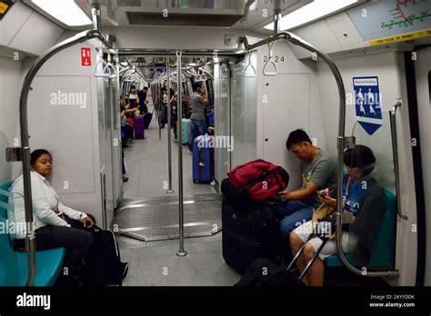 mrt train singapore  res stock photography  images alamy