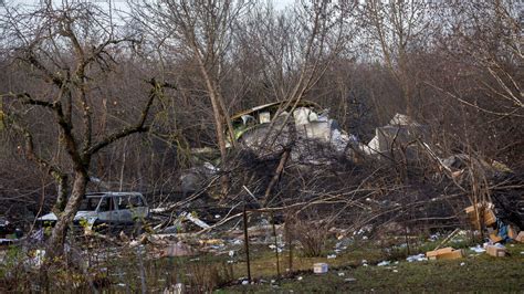 Litauen Nach Absturz Von Dhl Frachtflugzeug Suche Nach Ursache Dauert An