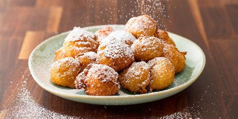 Easy Beignet Recipe - How to Make Beignets - Master Chef