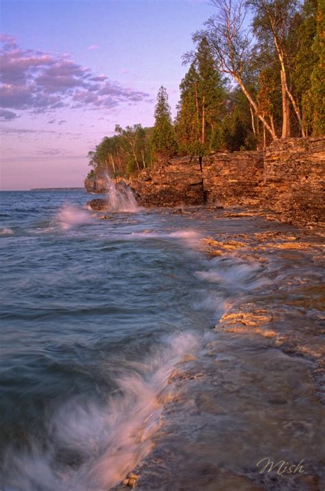 Cave Point County Park Shoreline – Cave Point County Park, Wisconsin ...