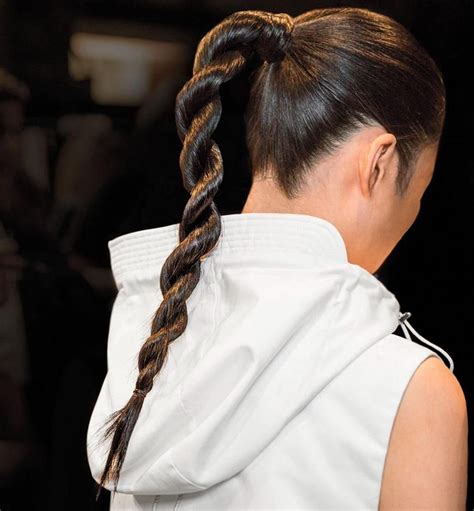 4 Steps To The Perfect Rope Braid Rope Braided Hairstyle Cool