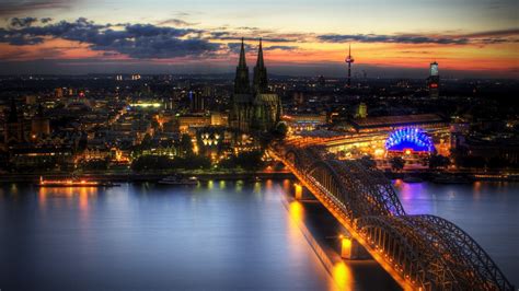 Hintergrundbilder Sonnenlicht Beleuchtung Sonnenuntergang Stadt