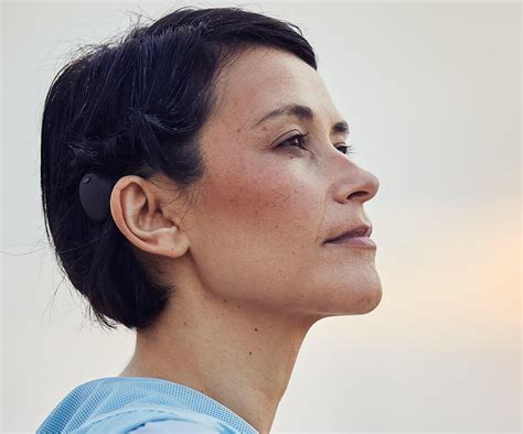 Osia Bone Conduction Hearing Implant Ear Institute Of Chicago