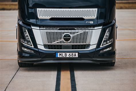 Lan Amento Volvo Apresenta O Novo Fh Aero Para O Mercado Europeu