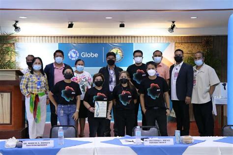 DepEd Cebu And Globe Ink Landmark Partnership To Build New Cell Sites