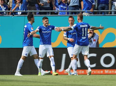 Darmstadt Nach Sieg Gegen Paderborn Im Verfolgerduell Schon Zweiter