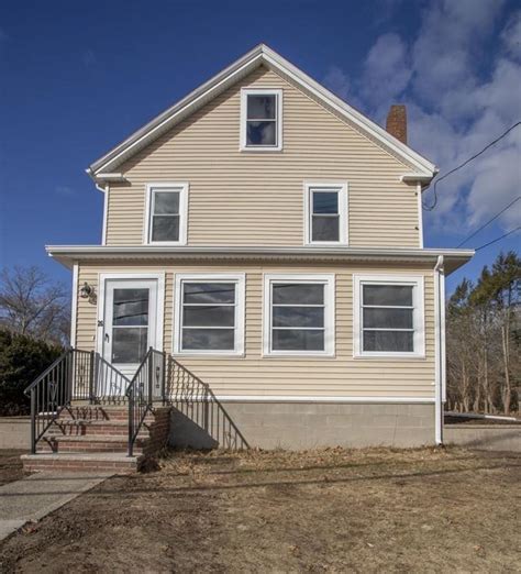 26 Williams St Taunton Ma 02780 Mls 72605320 Redfin