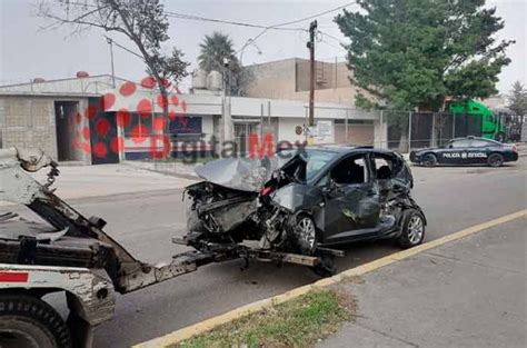 Brutal Auto Queda Destrozado Tras Choque En La Toluca Palmillas