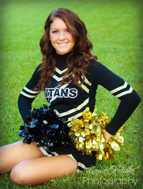 Senior Cheerleading Poses Cheerleading Senior Pictures, Cheer Team ...