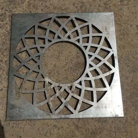 Stainless Steel Cnc Cutting Jali At Square Feet Medium Density