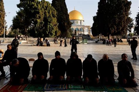 Rayakan Hari Raya Shavout Ratusan Warga Israel Serbu Masjid Al Aqsa