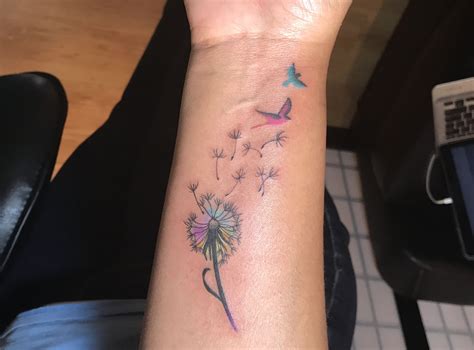 Dandelion Puff Tattoo On Wrist Dandelion Tattoo Design Dandelion