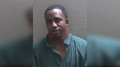 Florida Man Behind Famous ‘wide Neck Mugshot Back In Jail Nbc Los