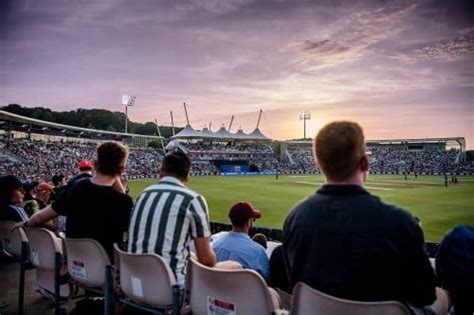 Experience The Thrill Of Vitality Blast Hampshire Hawks At Utilita