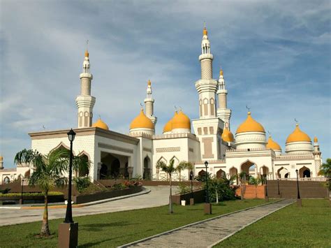 Beautiful Mosques In The Philippines