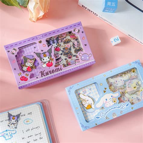 Jual Sticker Box Dengan Pin Set Karakter Kartun Sanrio Kuromi