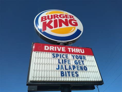 Signo Exterior De Burger King Imagen De Archivo Editorial Imagen De