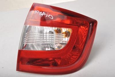 Lampa Ty Tylna Prawa Skoda Rapid Sedan Jh