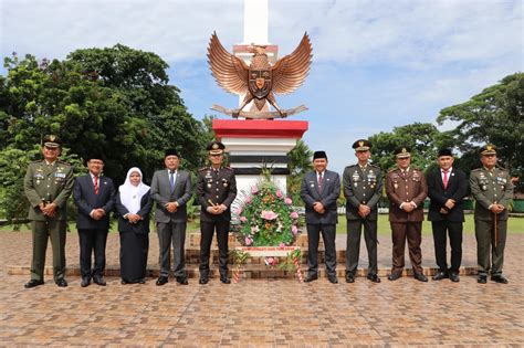 Pj Bupati Muara Enim Bersama TNI Dan Polri Gelar Upacara Peringatan