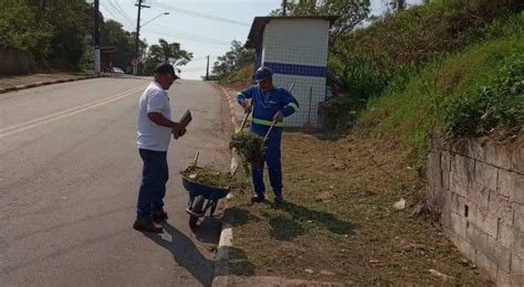 Zeladoria de Ribeirão Pires atuou em mais de 60 pontos capinação e