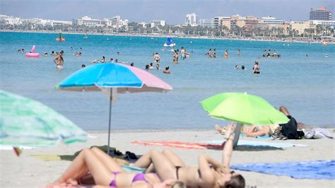 Unfälle Urlauber auf Mallorca bei Sturz vom Hotel gestorben