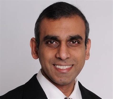 Dr Edwin Figueira Sydney Eye Clinic