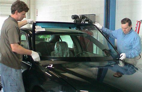 About Our Reliable Auto Glass Shop In Joliet Il 60435