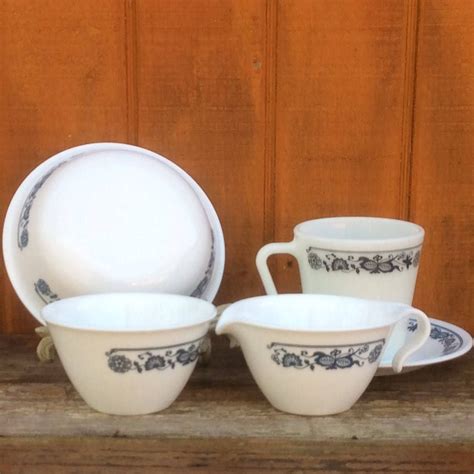 Old Town Blue Onion Dishes Corelle Corning Pyrex Cereal Bowls