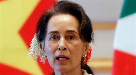 Myanmars Aung San Suu Kyi Jailed For 4 Years For Walkie Talkie Possession Hrc 97 म्यानमारच्या