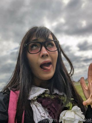 Oomfiekat Nude OnlyFans NudoStar TV