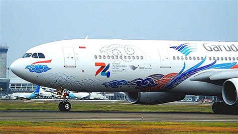 Mendarat Dari Sydney Melihat Dekat Besarnya Pesawat Airbus Garuda