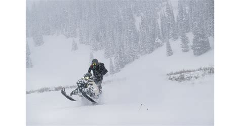 Polaris Announces 2025 Snowmobile Lineup Featuring New Technology