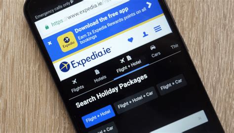 expedia execs sacrifice salary  firm raises bn  crisis