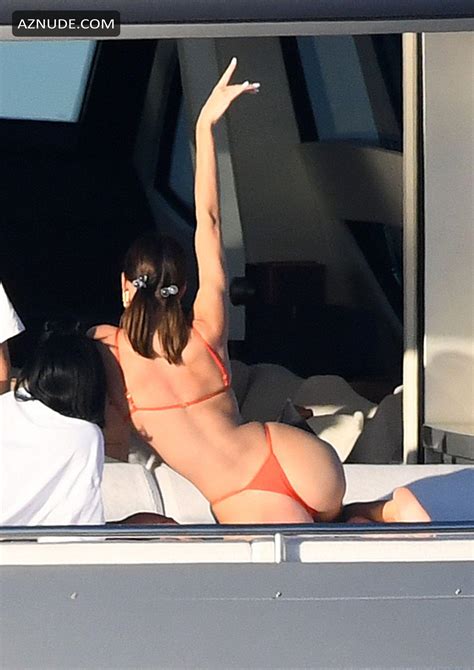 Kendall Jenner Sexy In A Barely There Bikini With Friends On A Yacht In Miami Aznude