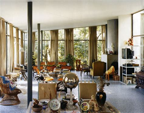 Très Bon Goût Lina Bo Bardi Casa de Vidrio glass house Sao