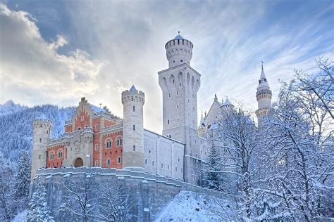 Dagtrip Naar Kasteel Neuschwanstein Vanuit M Nchen Hellotickets