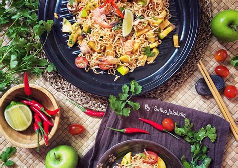 Resipi Kerabu Maggi Thai oleh Salina Jalaludin - Cookpad