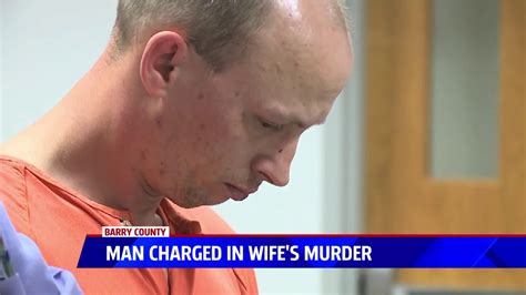 Man Charged With Killing Wife As She Ran From Him Investigators Say