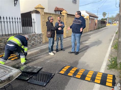 Los Vecinos De La Atalaya Reclaman Más Limpieza Y Arreglos En El Asfaltado Sanlúcar