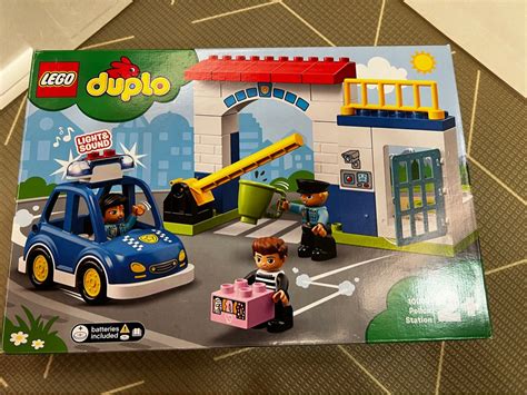 Lego Duplo Police Station Hobbies And Toys Toys And Games On Carousell