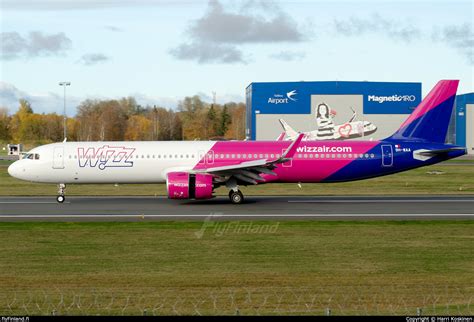 9H WAA Airbus A321 271NX Wizz Air Malta 20 10 2022 FlyFinland Fi