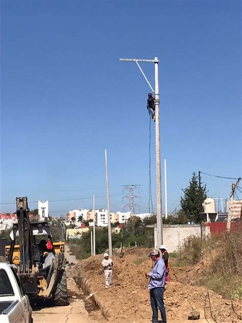 Ampliación de red eléctrica beneficia a la población de Cuautlancingo