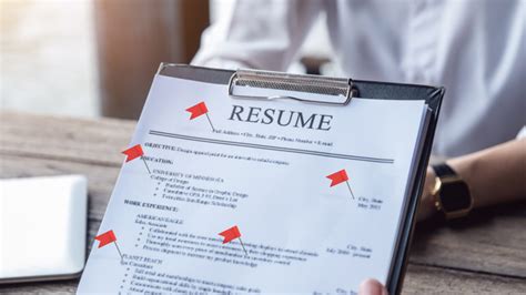 The Top Resume Red Flags To Watch Out For When Hiring